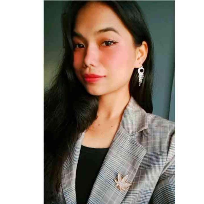 A photograph of Selena Elizabeth. 