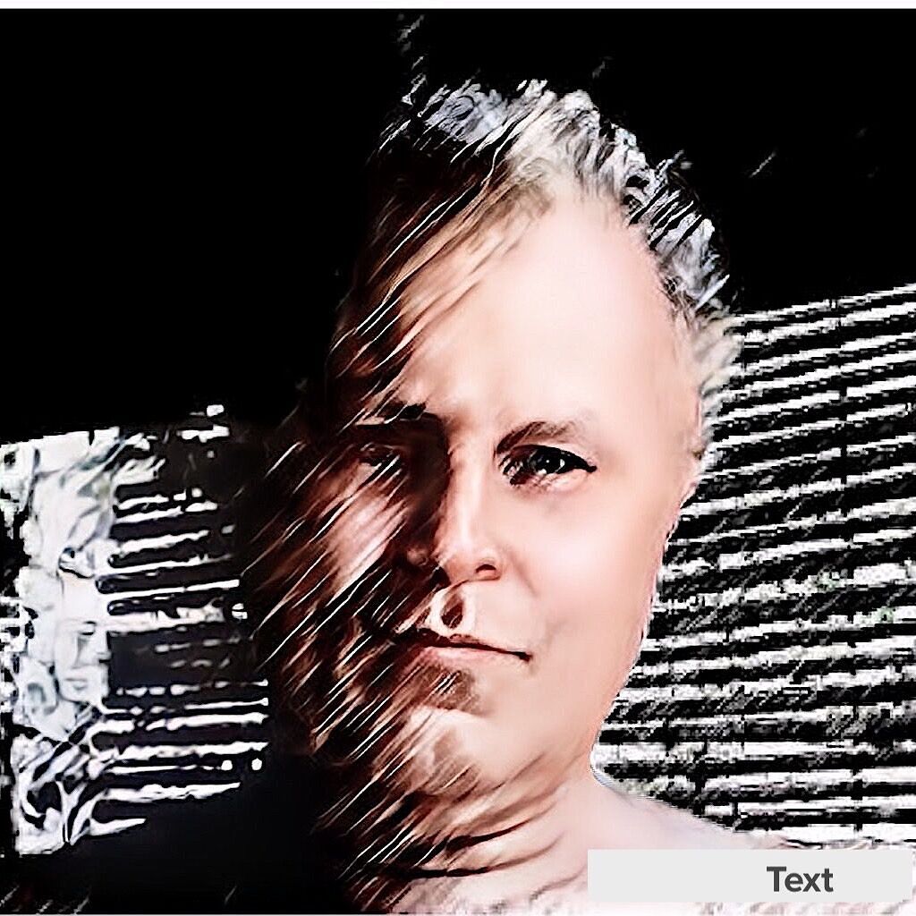 A photograph of Lawrence Winkler. 