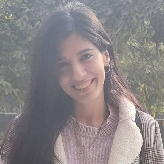 A photograph of Anam Kazmi. 