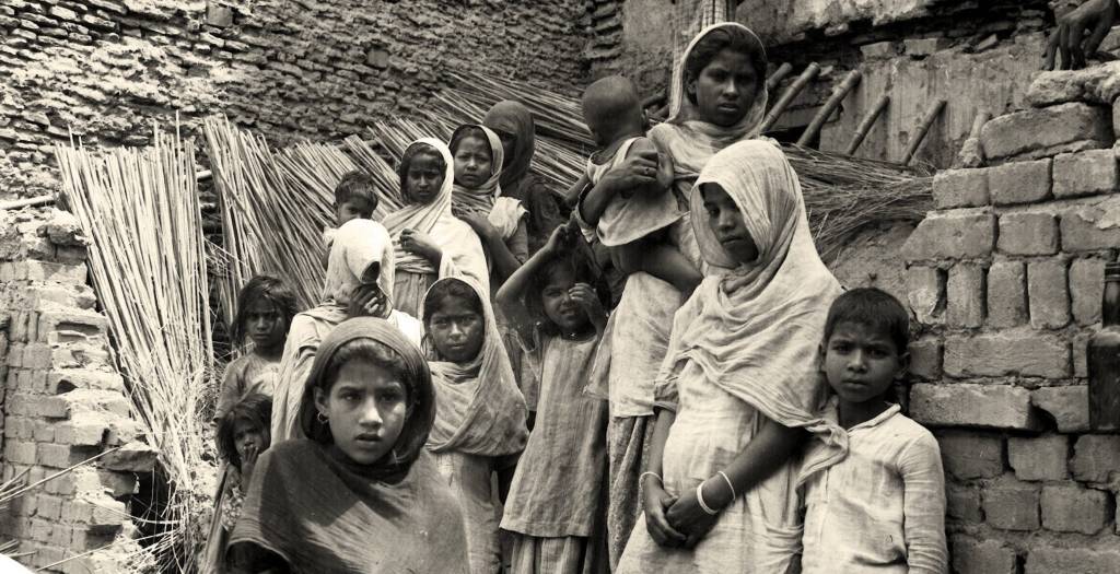 A photograph of women from the partition time with ruptured Identities.